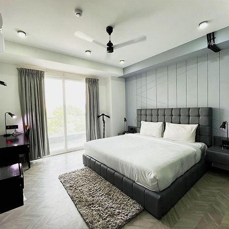 Bedchambers Serviced Apartments - Cyber City Gurgaon Dış mekan fotoğraf